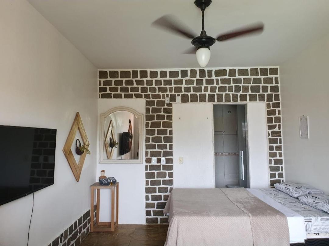 Quarto Duplo Deluxe (2 Adultos + 1 Criança)
